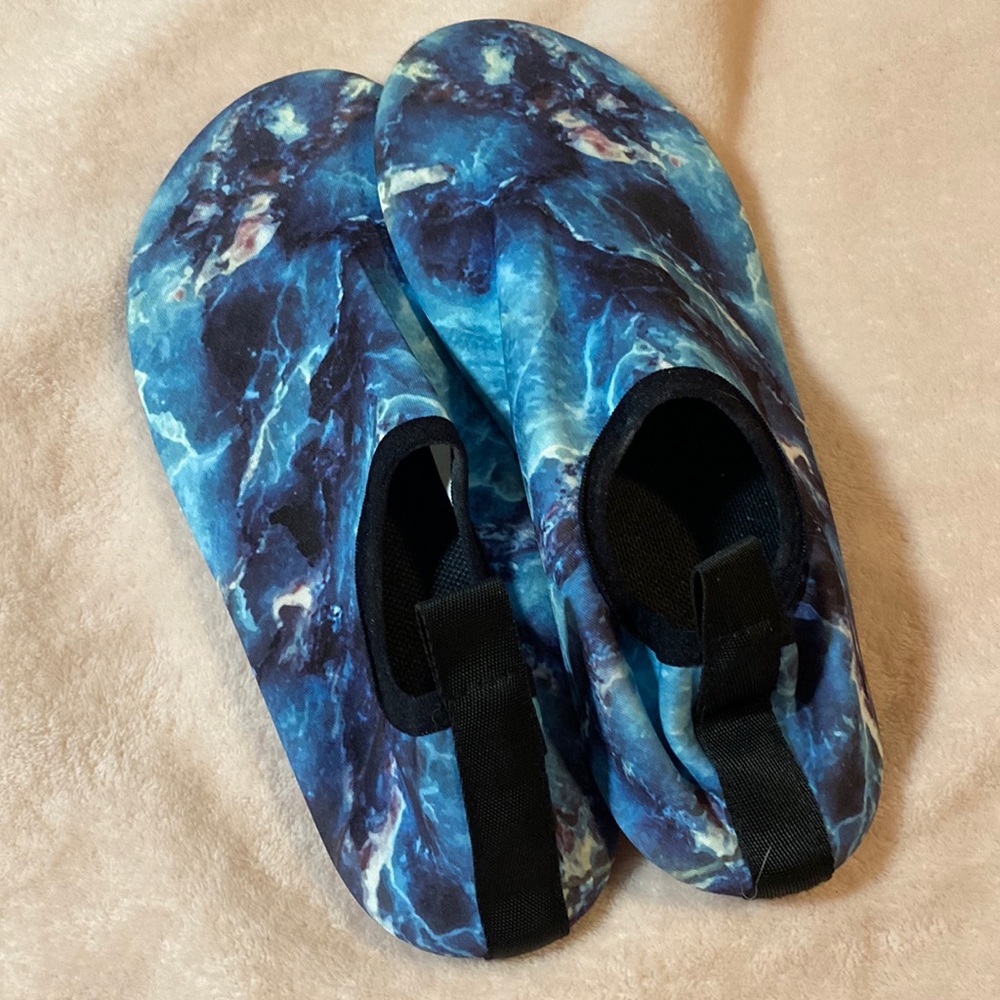 EUC VIFUUR Water Sports Shoes in marble Grey, unisex